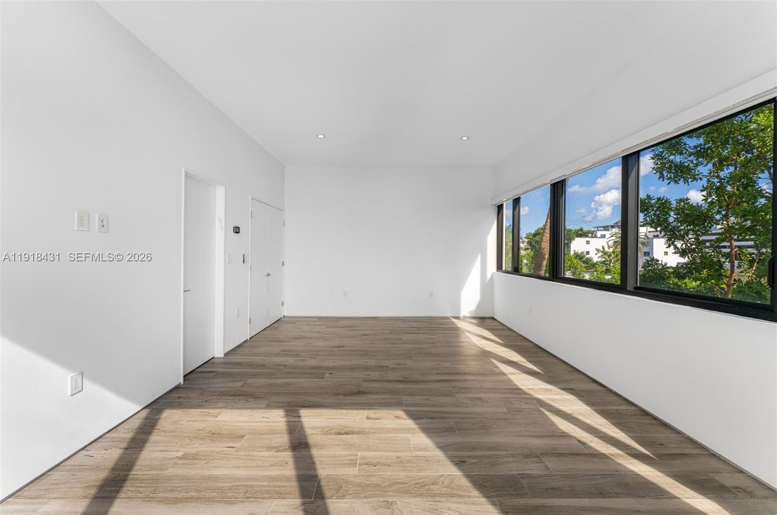 ALTON BEACH BAY FRONT RE- - Residential