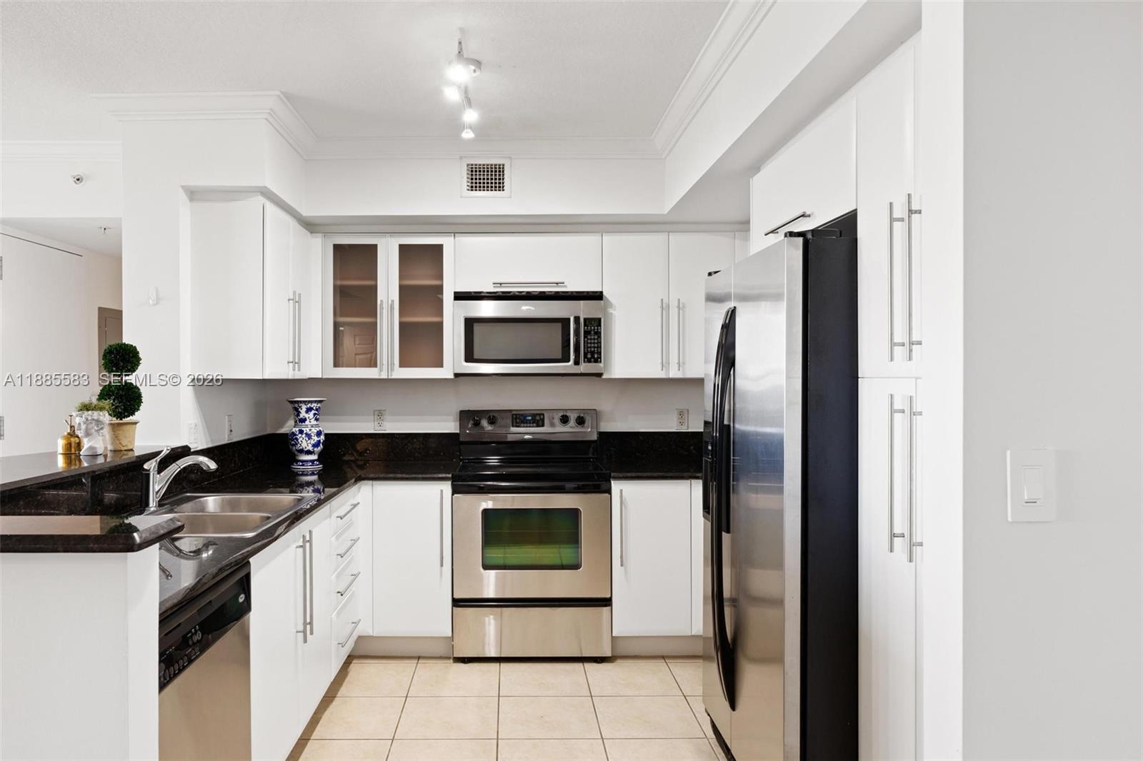 GABLES MARQUIS CONDO - Residential