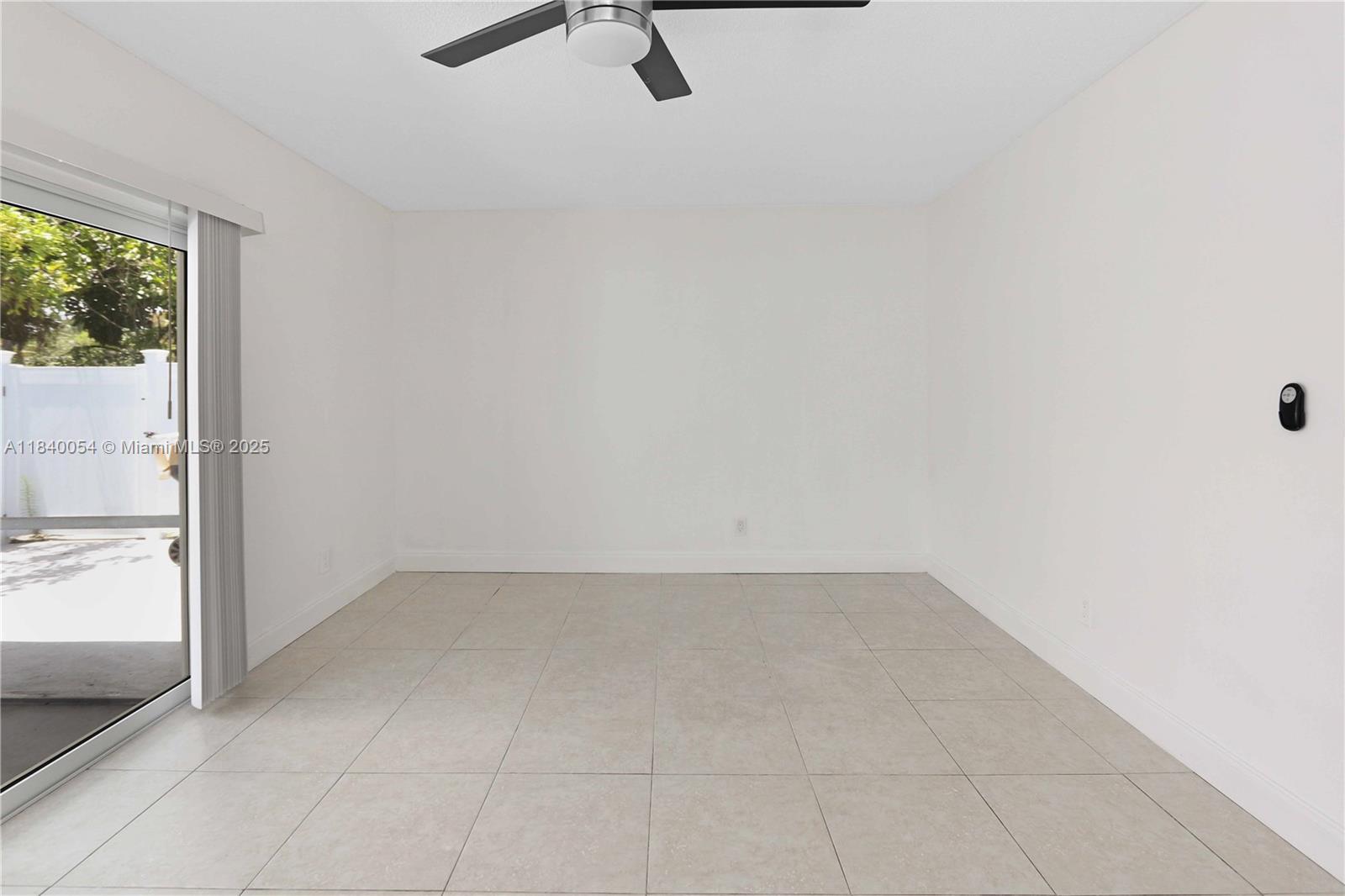 SUNSET TRAILS NO 2 - Residential Lease