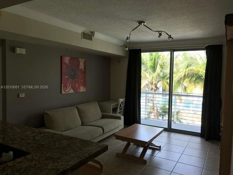 View photos, virtual tours, details... 110 Washington Ave 2520 Miami Beach FL 33139