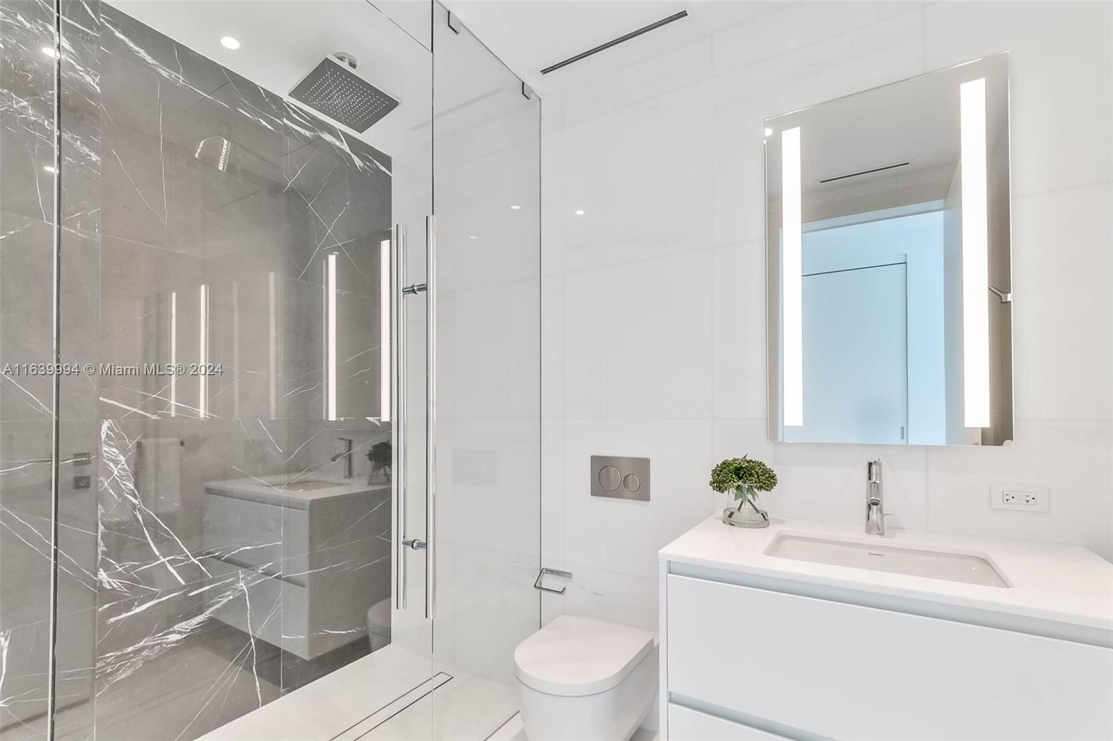 Aston Martin Residences - Residential