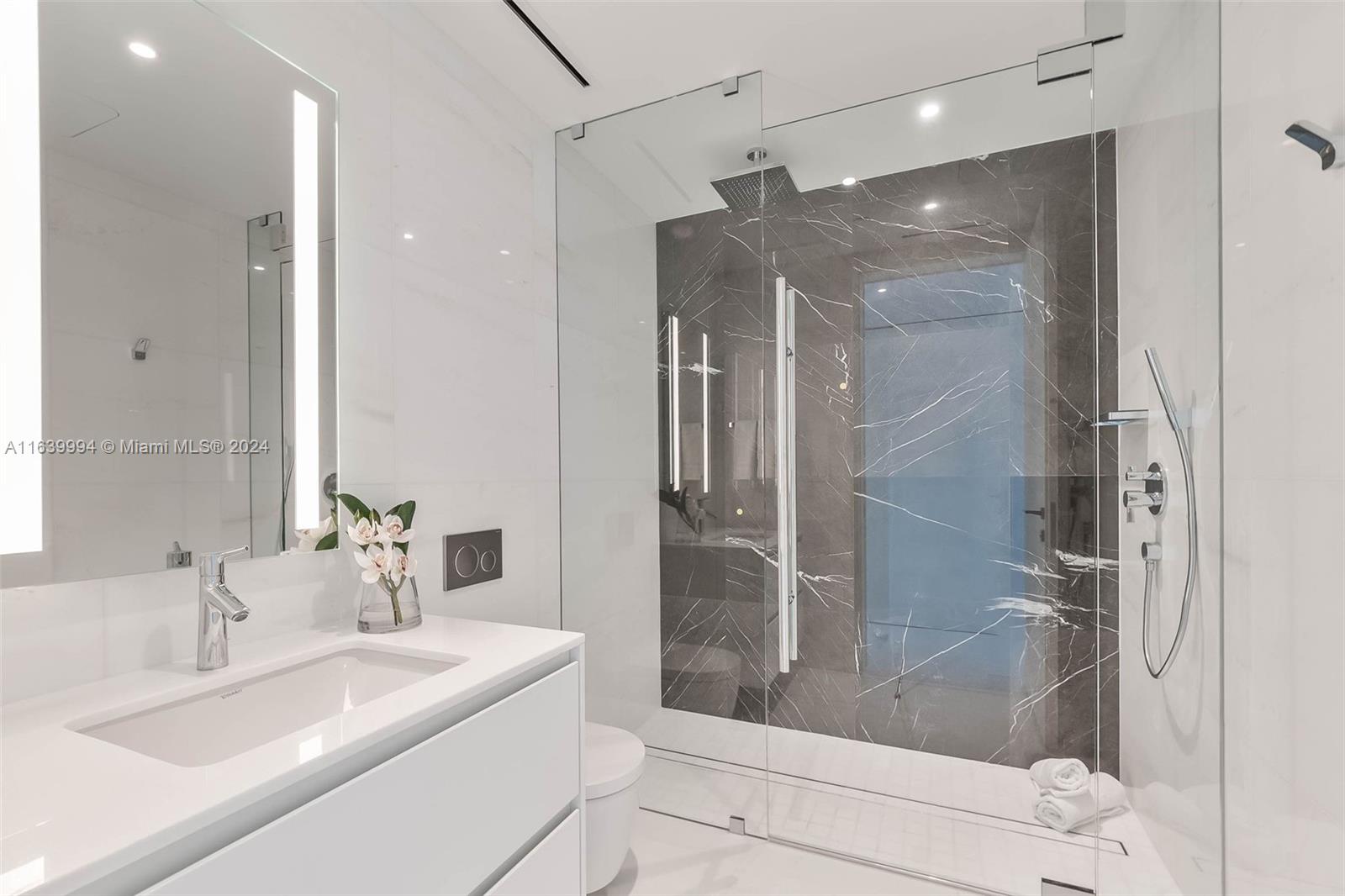 Aston Martin Residences - Residential