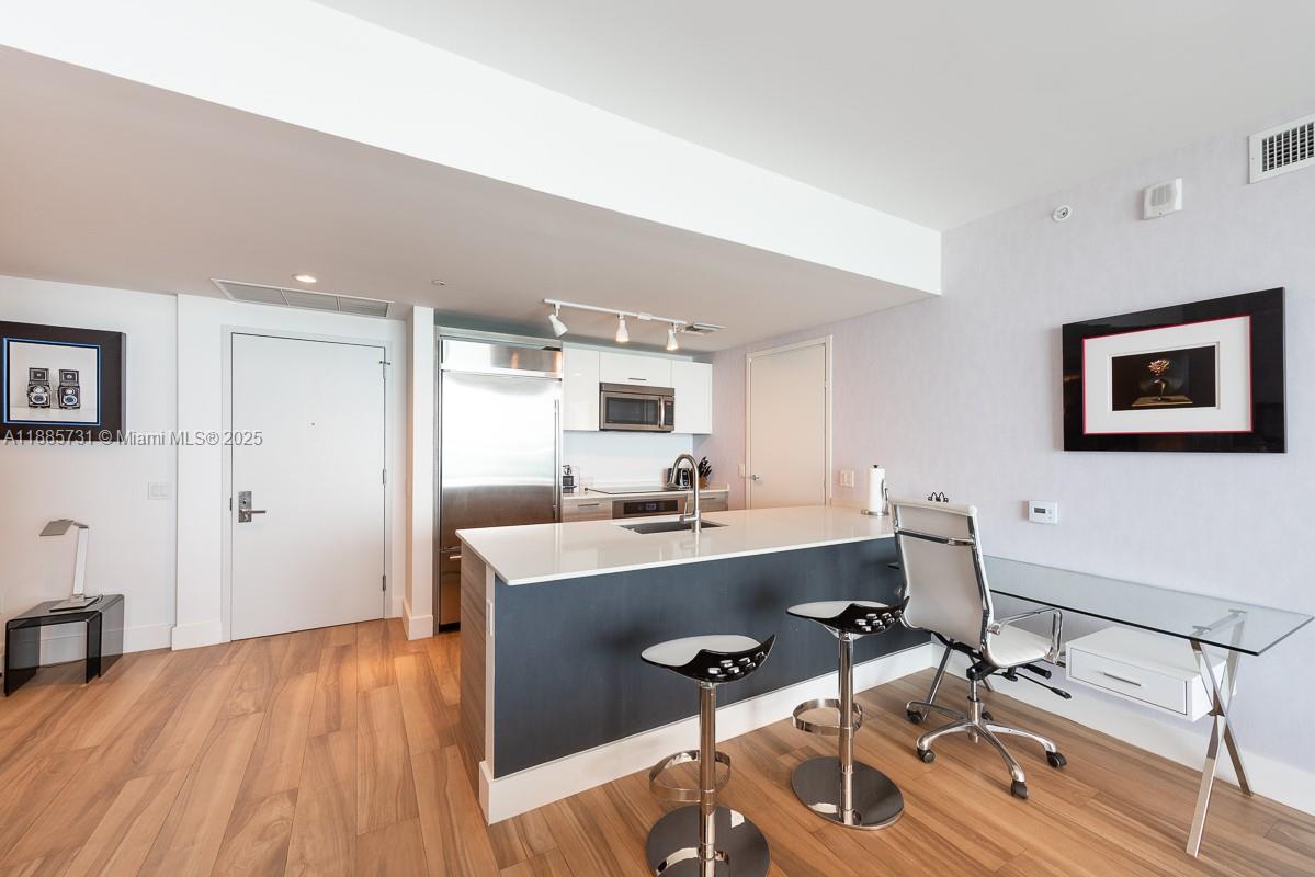 BRICKELLHOUSE CONDO - Residential