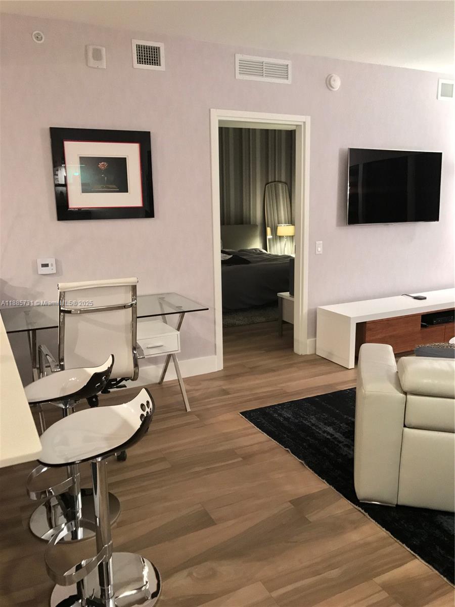 BRICKELLHOUSE CONDO - Residential