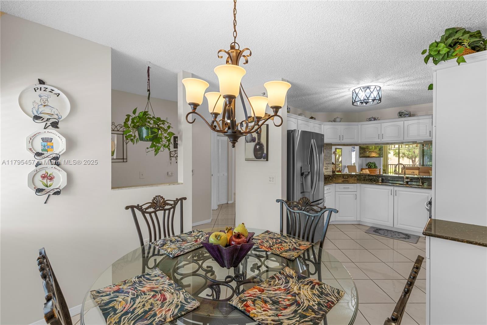 2541 N Nob Hill Rd 205