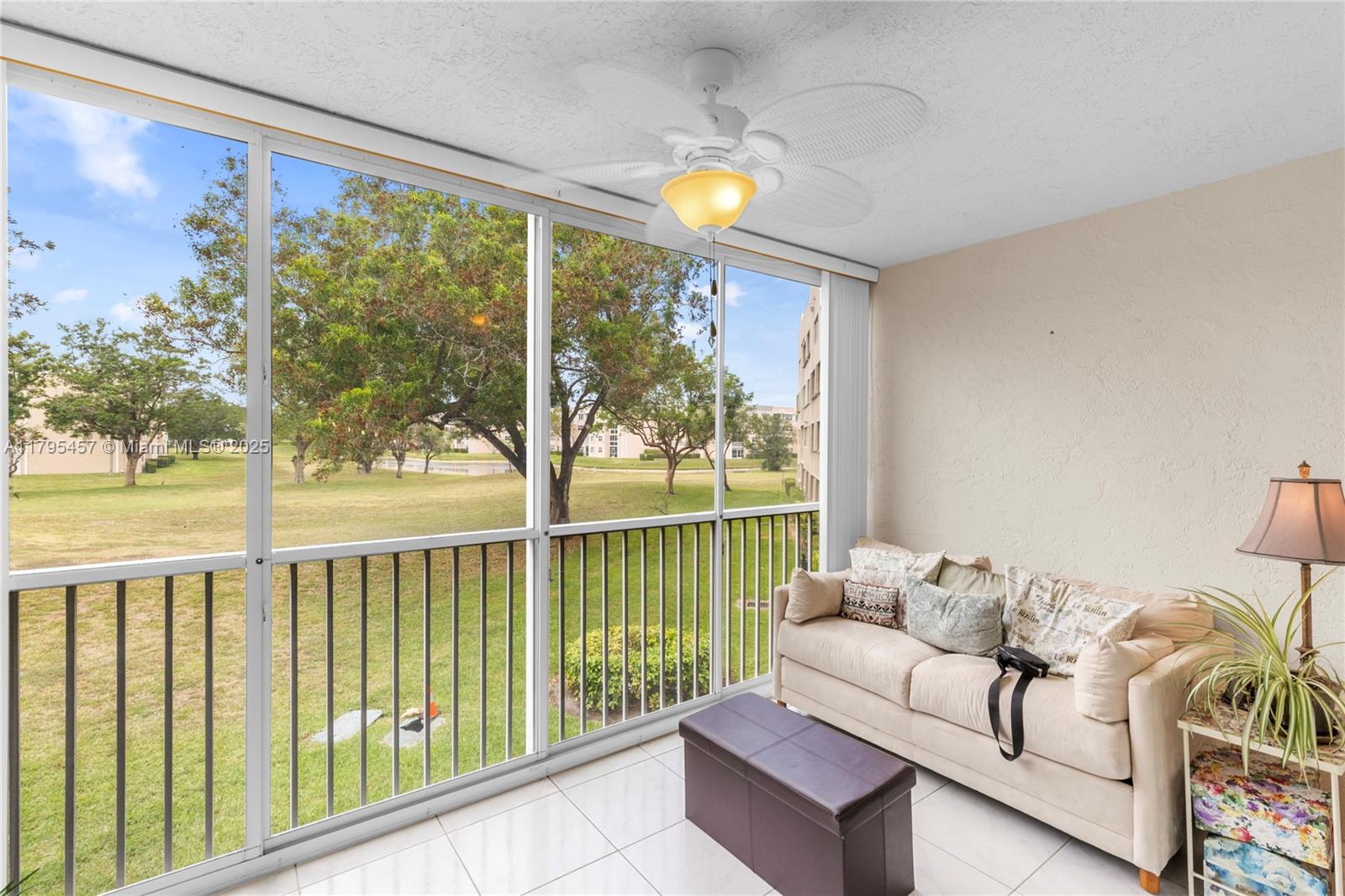 SUNRISE LAKES 200 CONDO - Residential