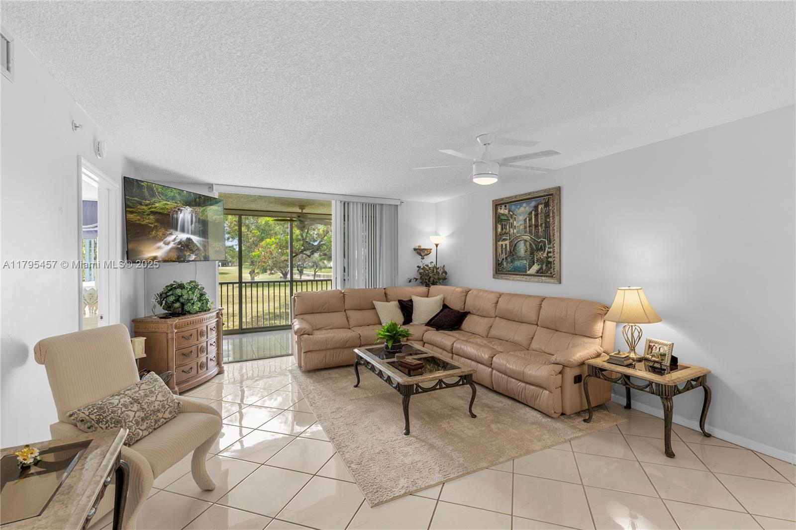 SUNRISE LAKES 200 CONDO - Residential