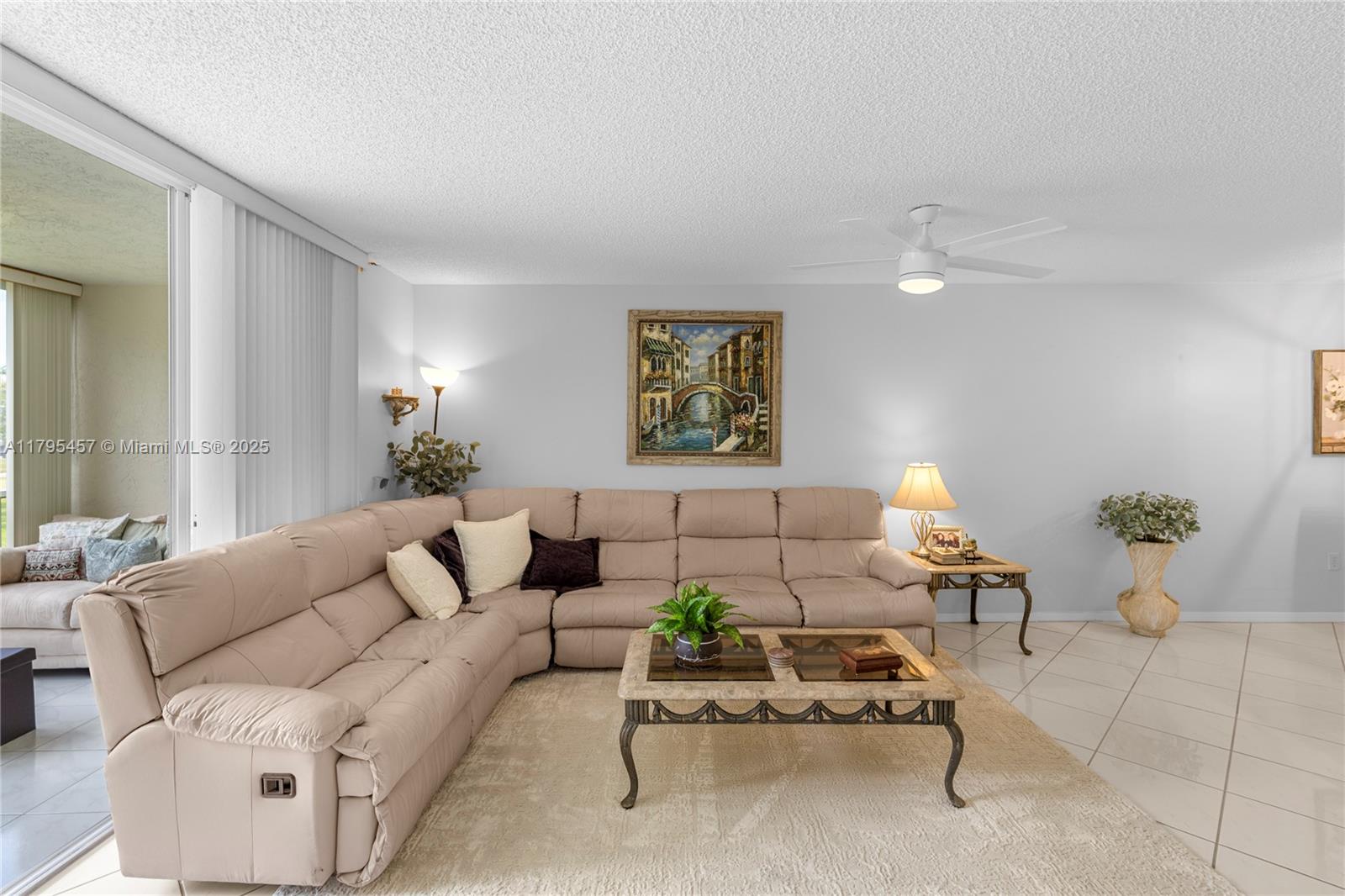 SUNRISE LAKES 200 CONDO - Residential