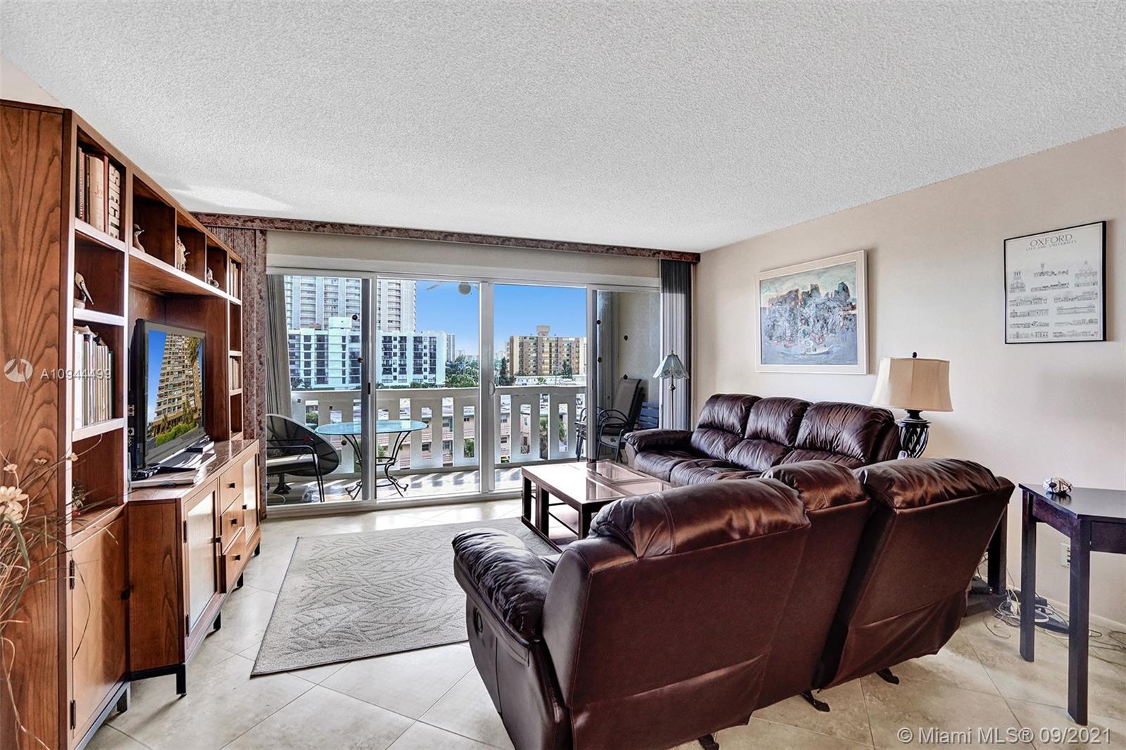 CENTURY PLAZA CONDO - Residential
