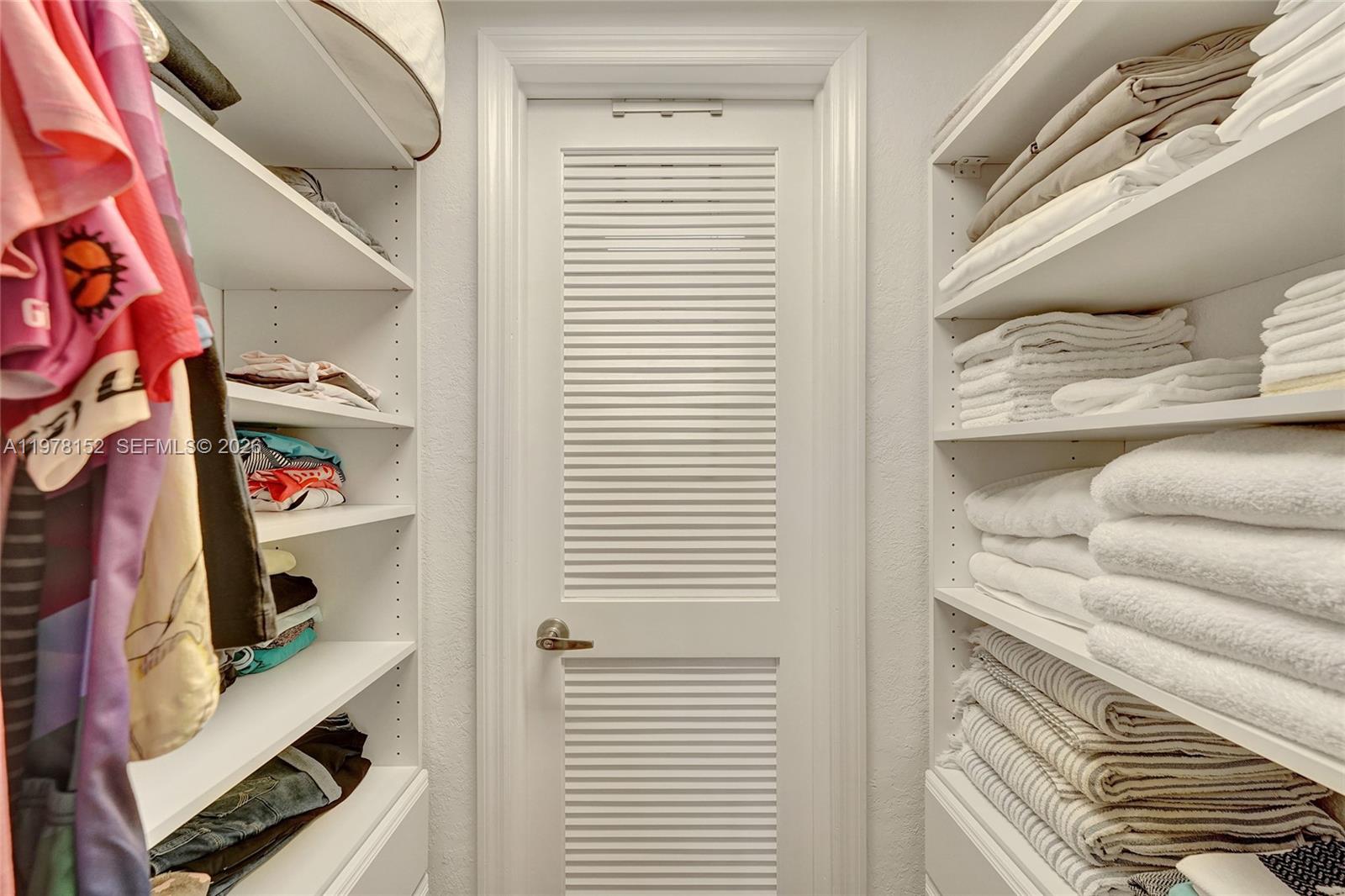 WAVE CONDO - Residential Lease