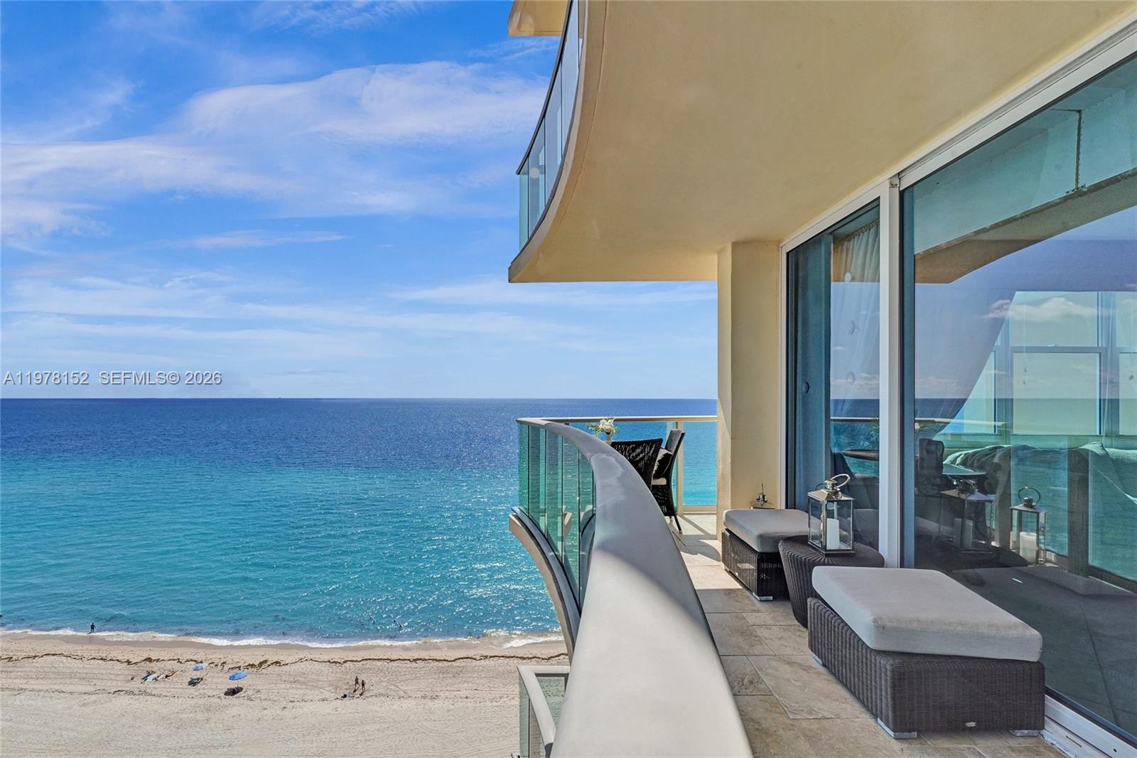 WAVE CONDO - Residential Lease