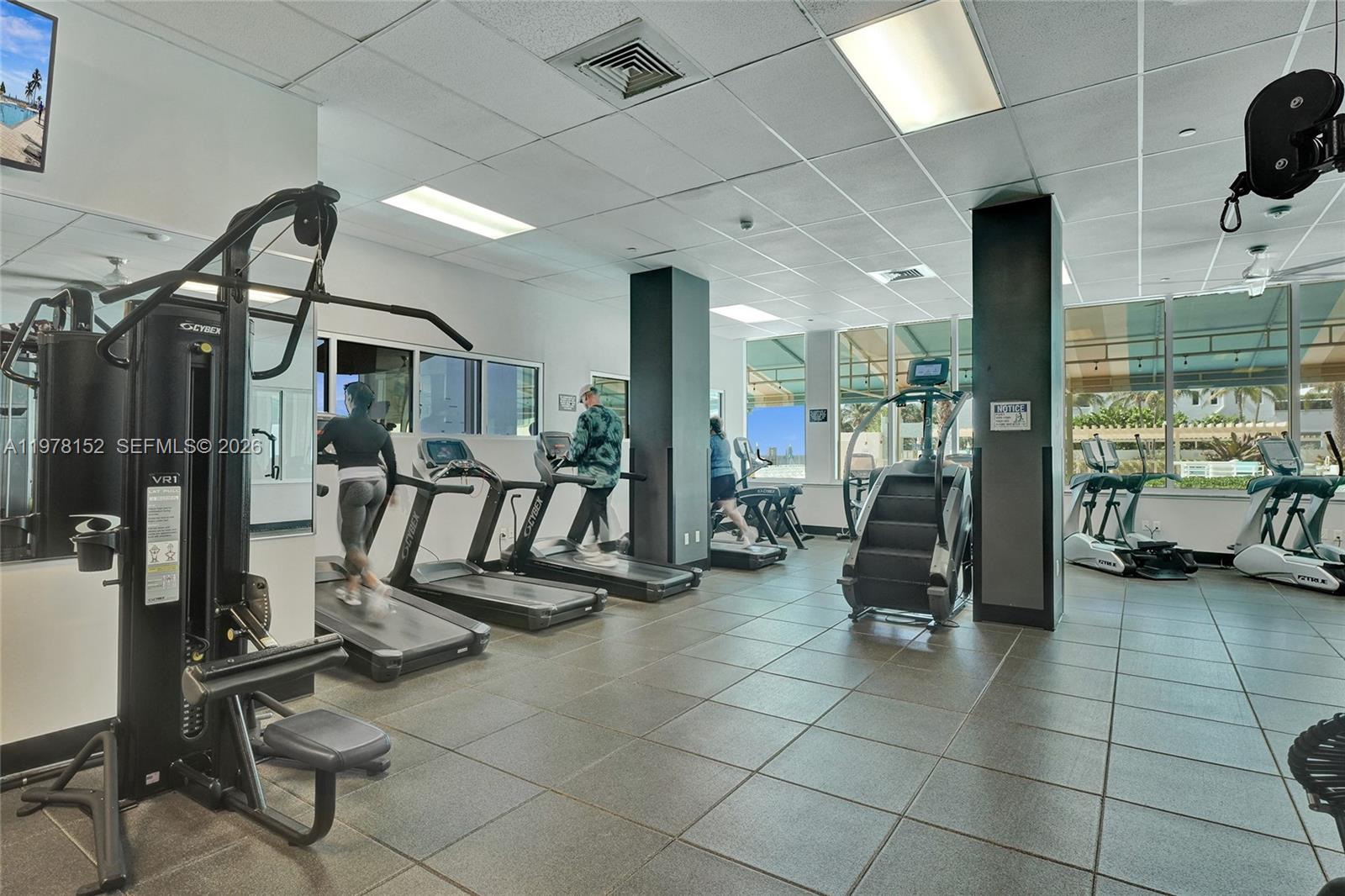 WAVE CONDO - Residential Lease