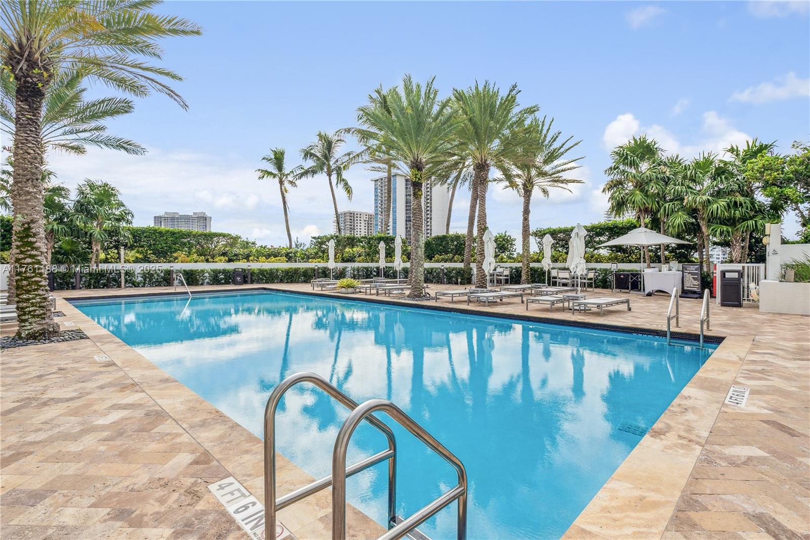 THE PENINSULA II CONDO - Residential