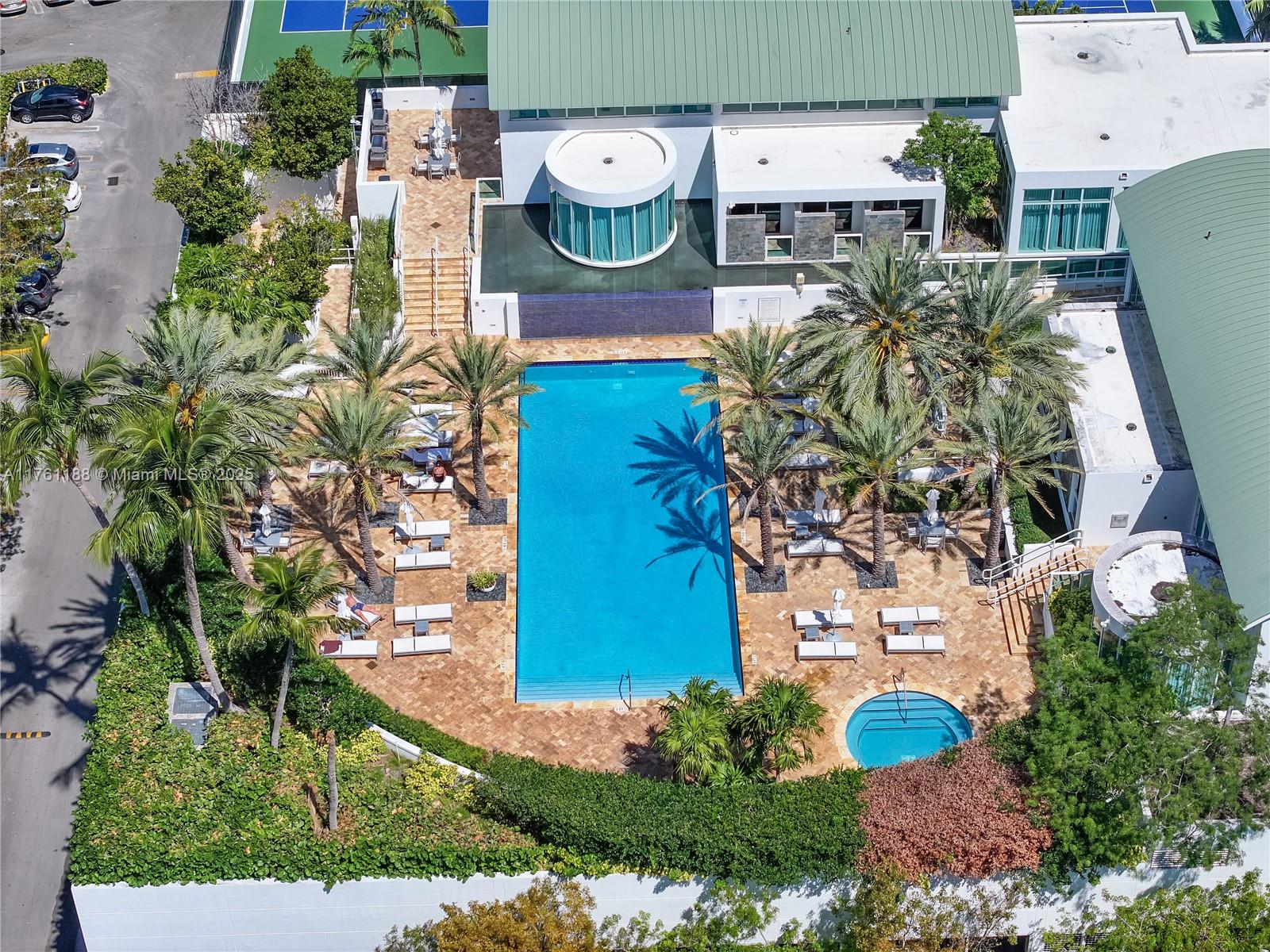 THE PENINSULA II CONDO - Residential
