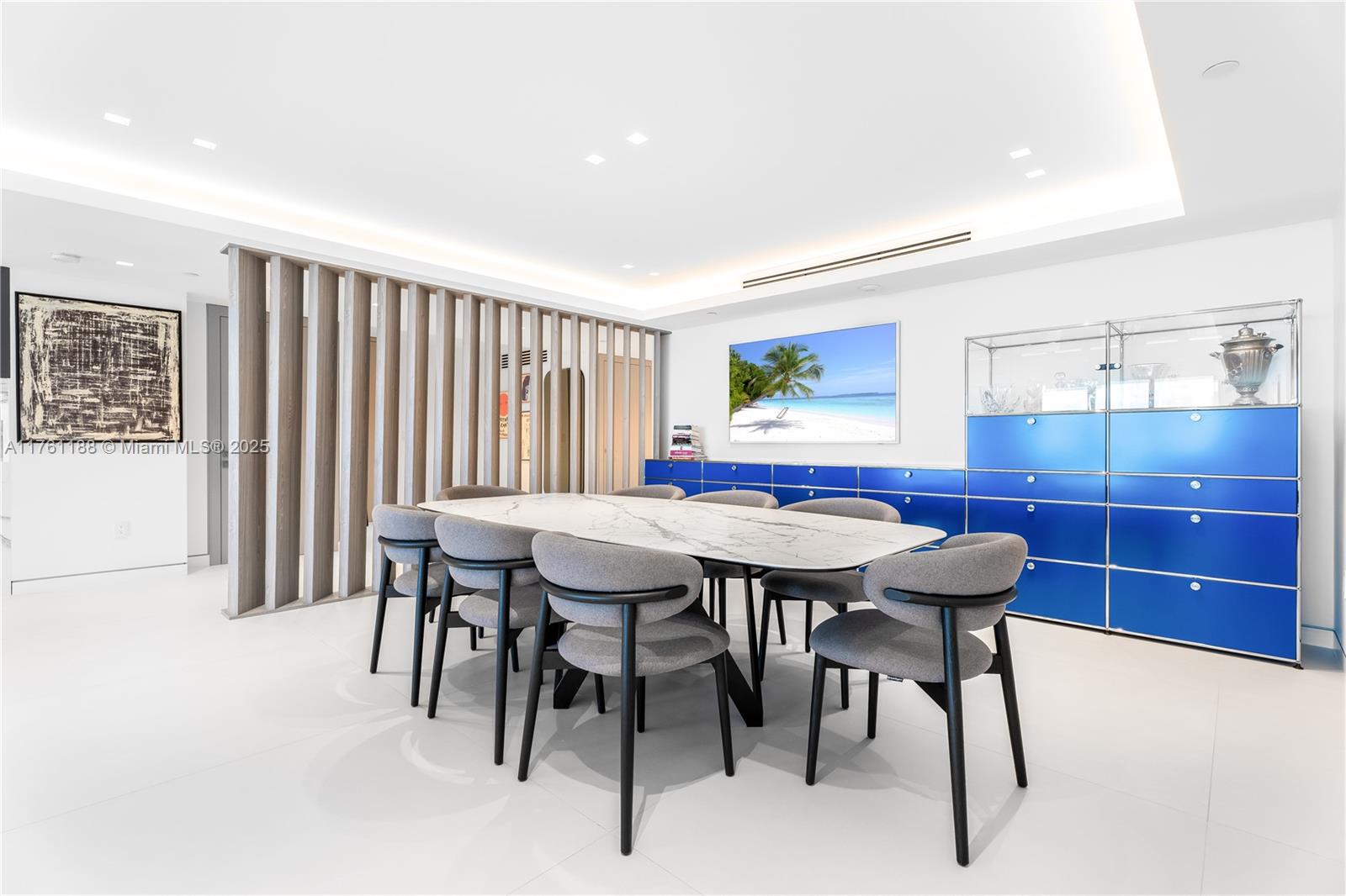 THE PENINSULA II CONDO - Residential