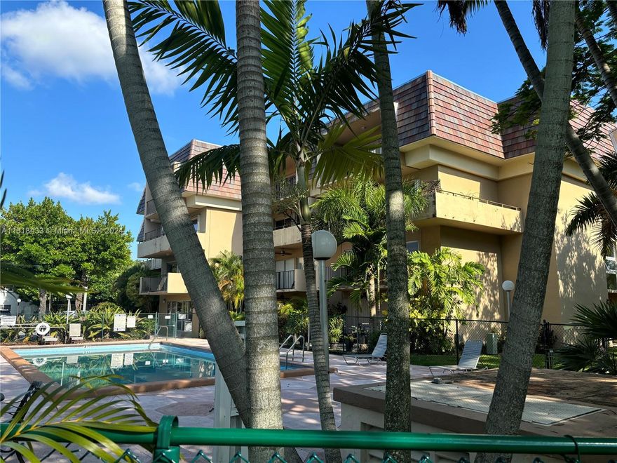 Nice apartment in the Southwest, area of Kings Creek, near the Palmetto Expressway or 826, Dadeland Mall and Hospitals. Remodeled. It's effortless to show. It's vacant. 1 Bedroom and 1 Bathroom. Located on the first floor. Near the swimming Pool, Clubhouse, and Tennis court. In the corner of the building. Use the showing assistance and call the listing agent. Price has been reduced. Thanks