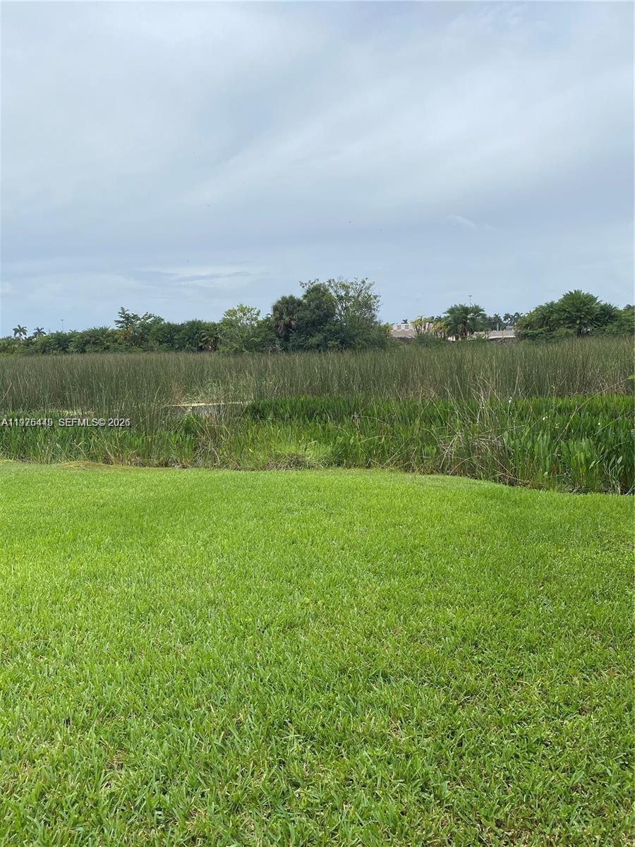 PASADENA AT PEMBROKE SHOR - Residential Lease