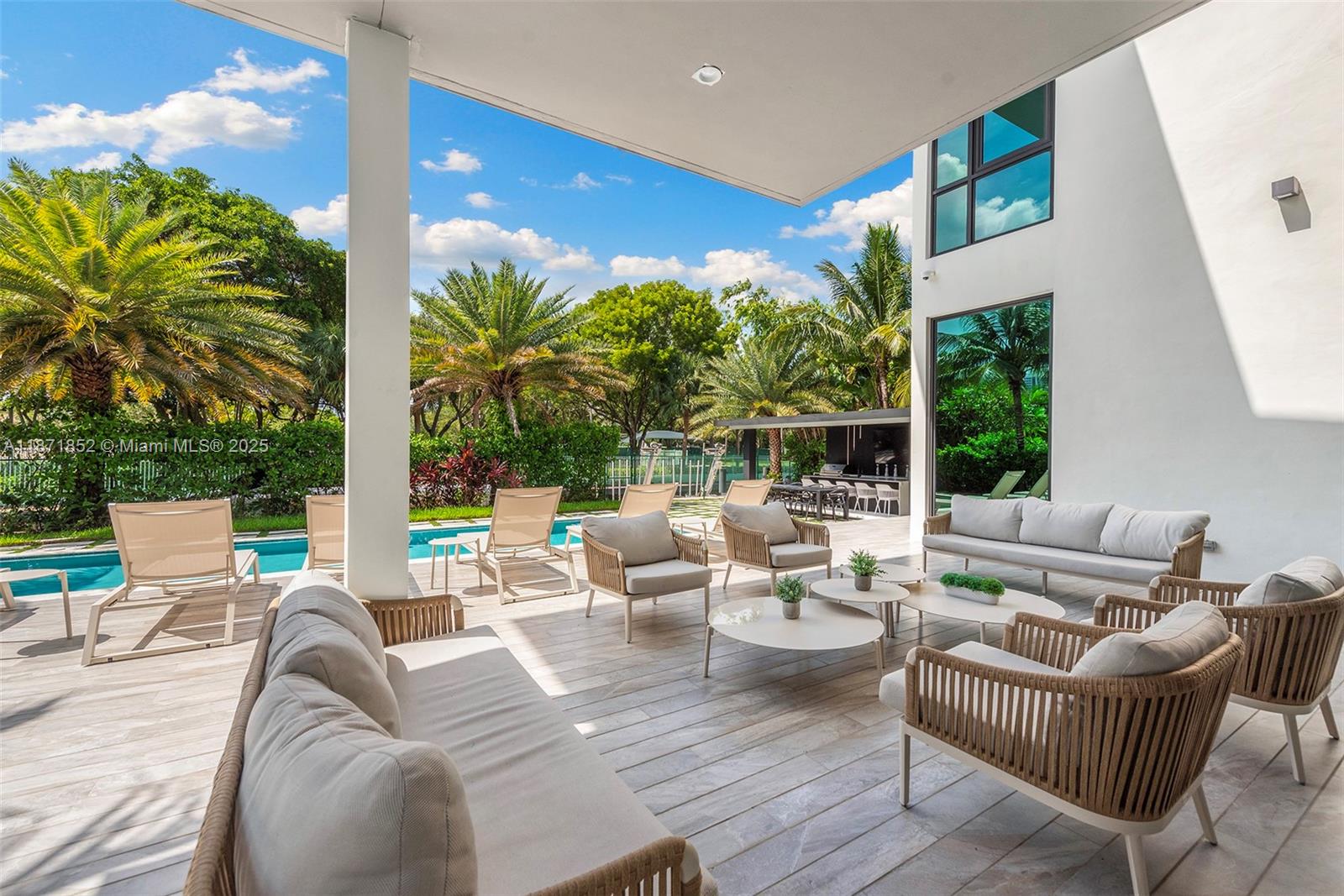 GOLDEN ISLES ESTATES - Residential