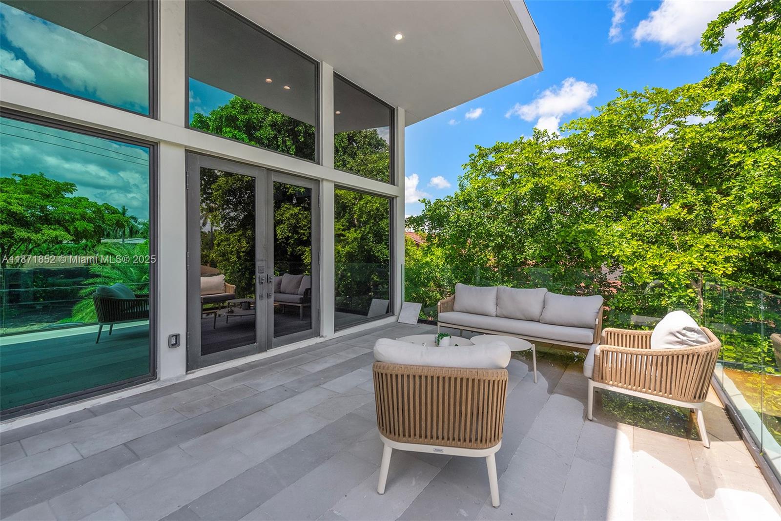 GOLDEN ISLES ESTATES - Residential