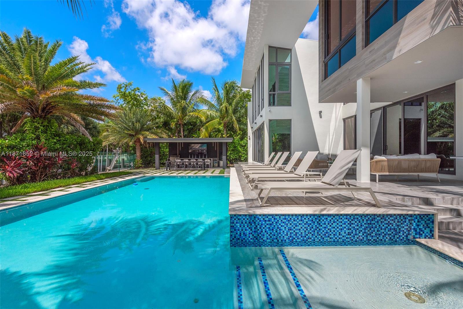 GOLDEN ISLES ESTATES - Residential