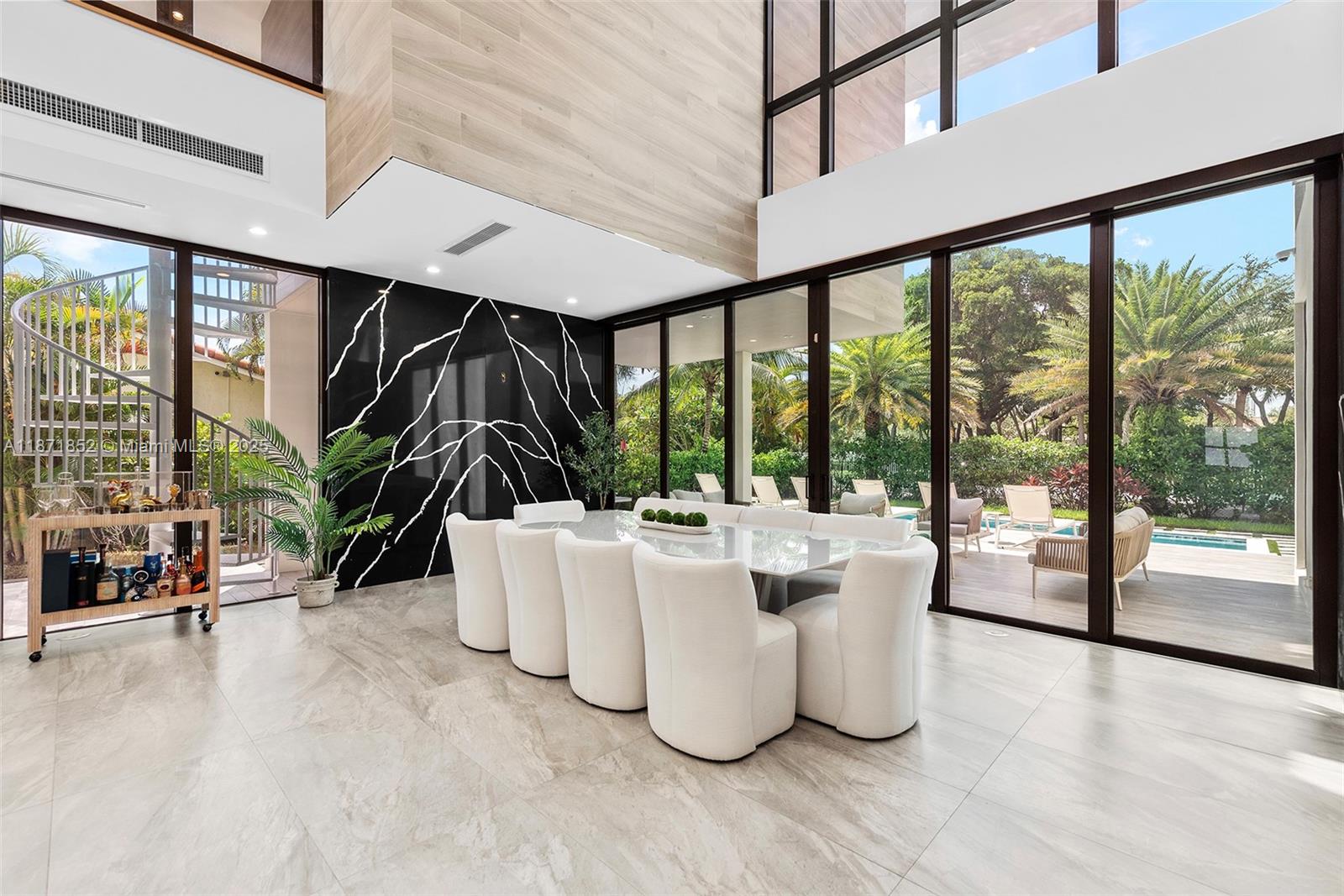 GOLDEN ISLES ESTATES - Residential