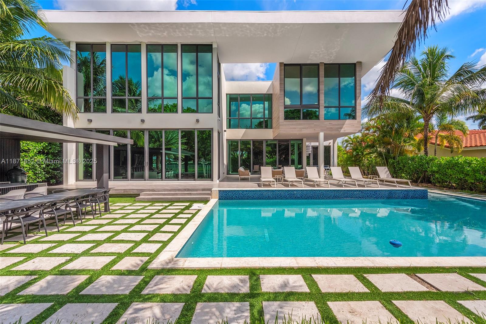 GOLDEN ISLES ESTATES - Residential