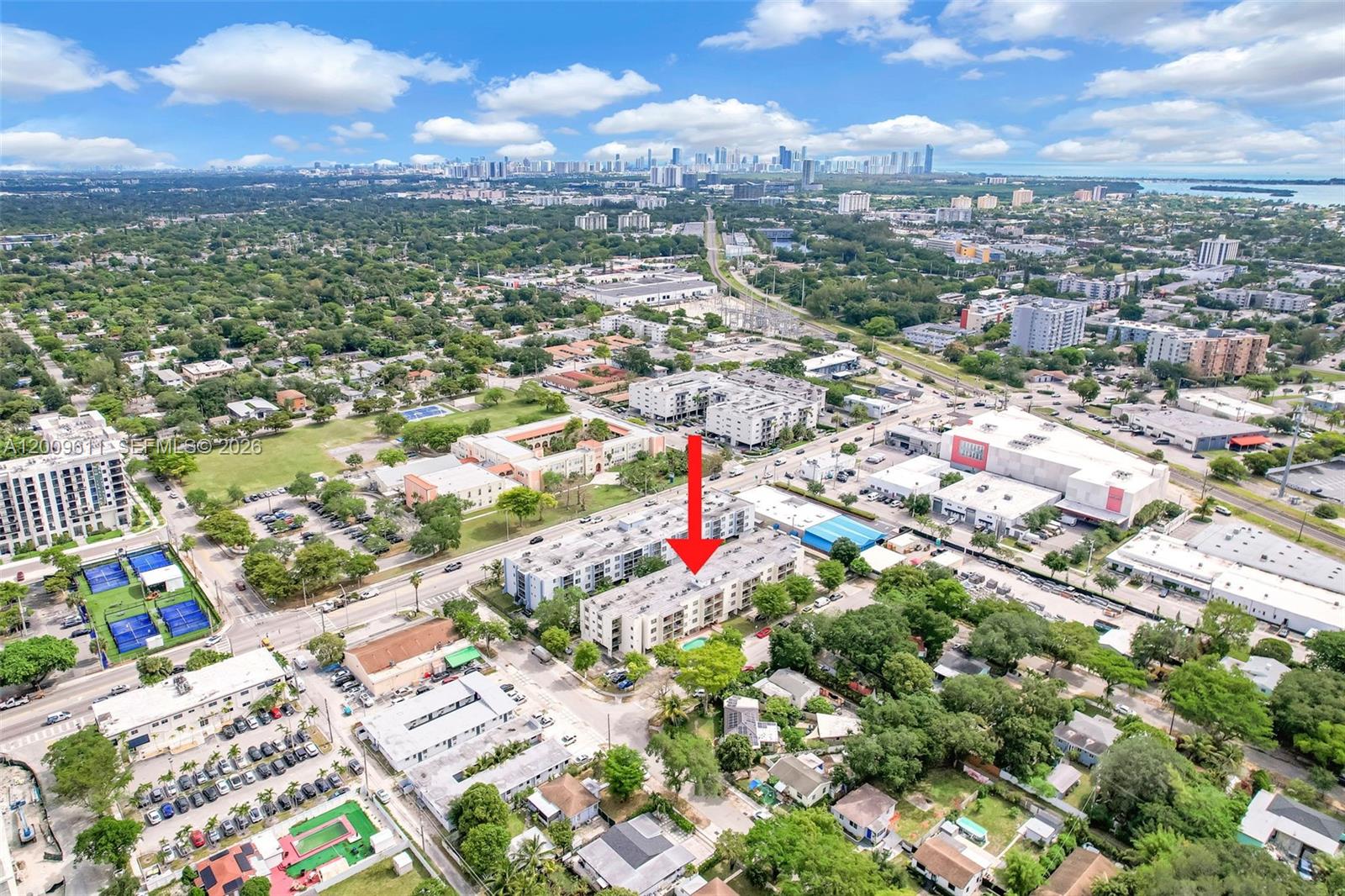 WINDWARD CONDO - Residential