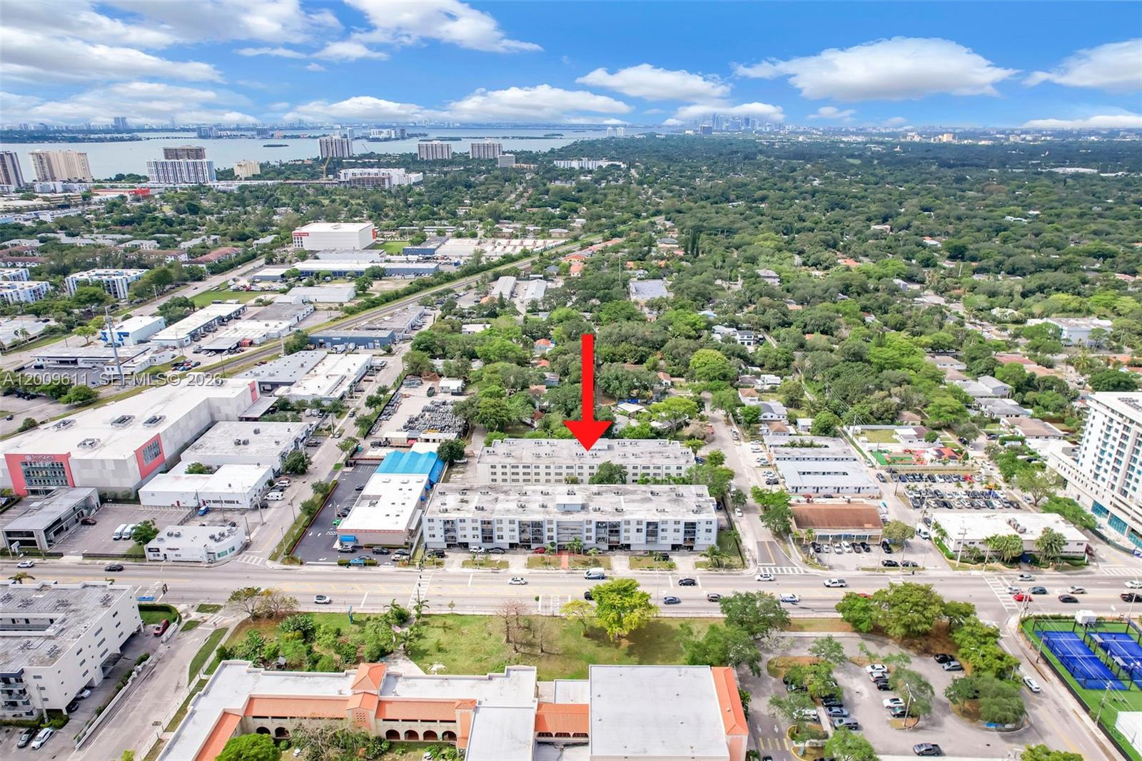 WINDWARD CONDO - Residential