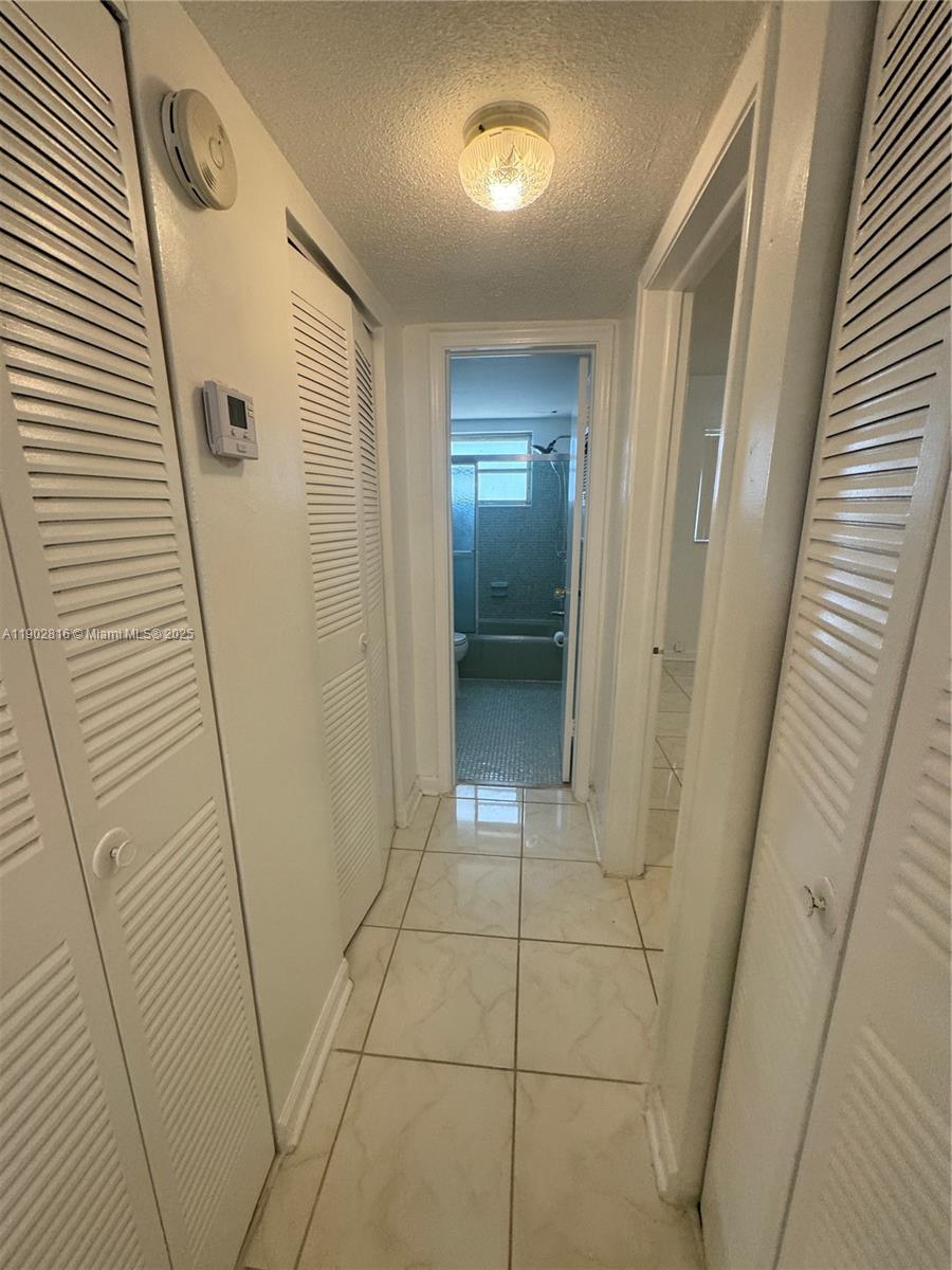 LEE CONDOMINIUM APTS - Residential Lease