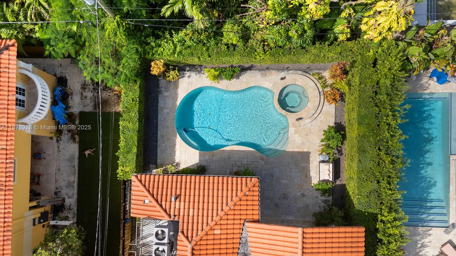 BRICKELL ESTATES - Residential Lease