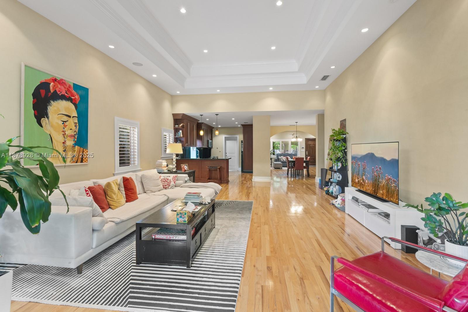 BRICKELL ESTATES - Residential Lease