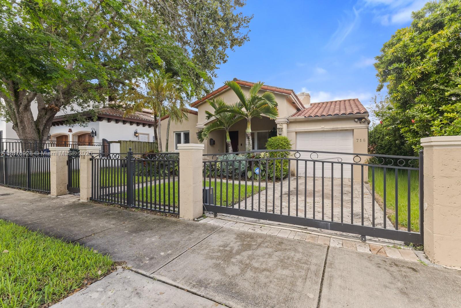 BRICKELL ESTATES - Residential Lease