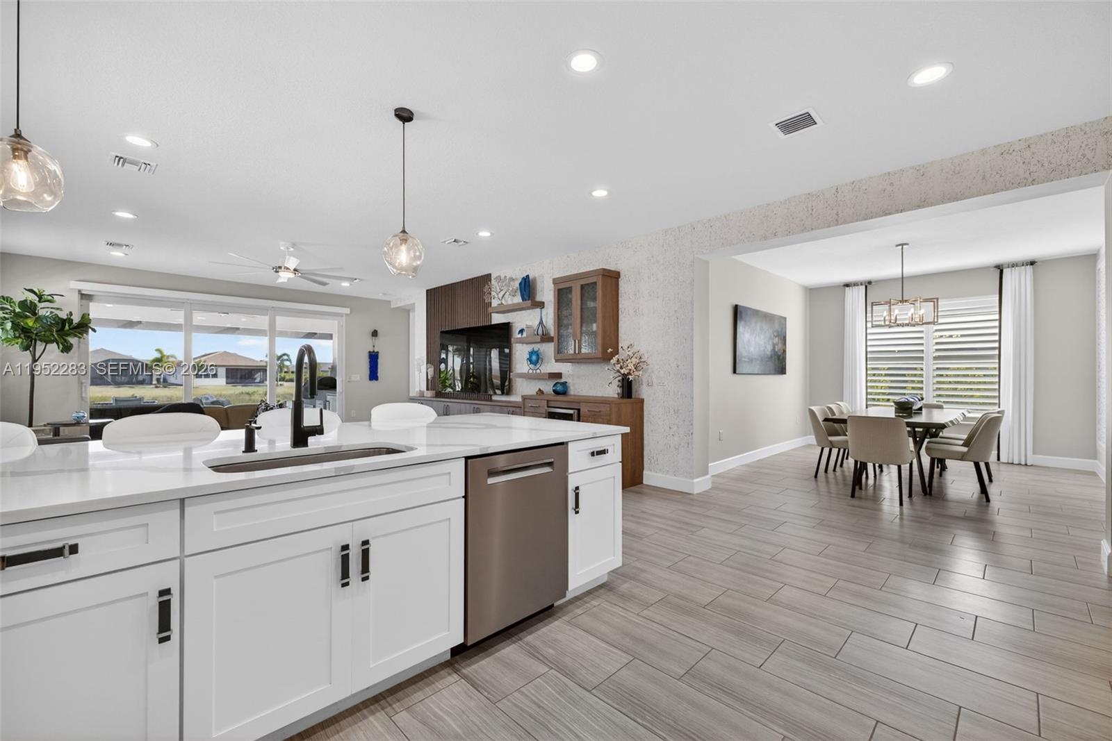 METES AND BOUNDS - Residential