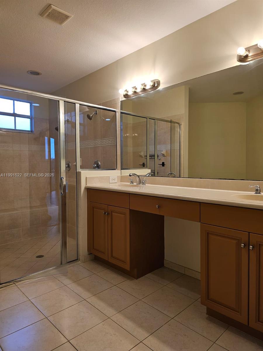 CYPRESS POINTE II AT HERO - Residential