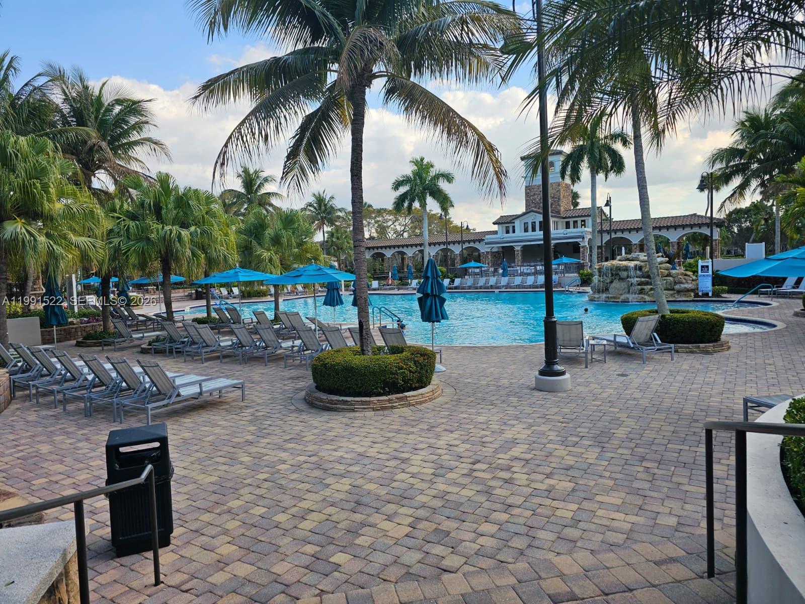 CYPRESS POINTE II AT HERO - Residential