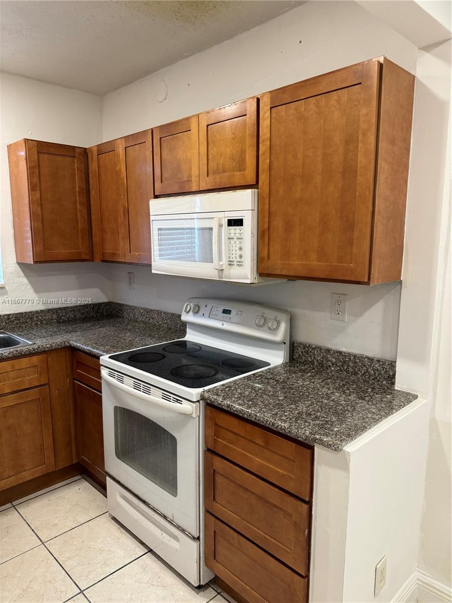 GEORGETOWN 3 CONDO - Residential