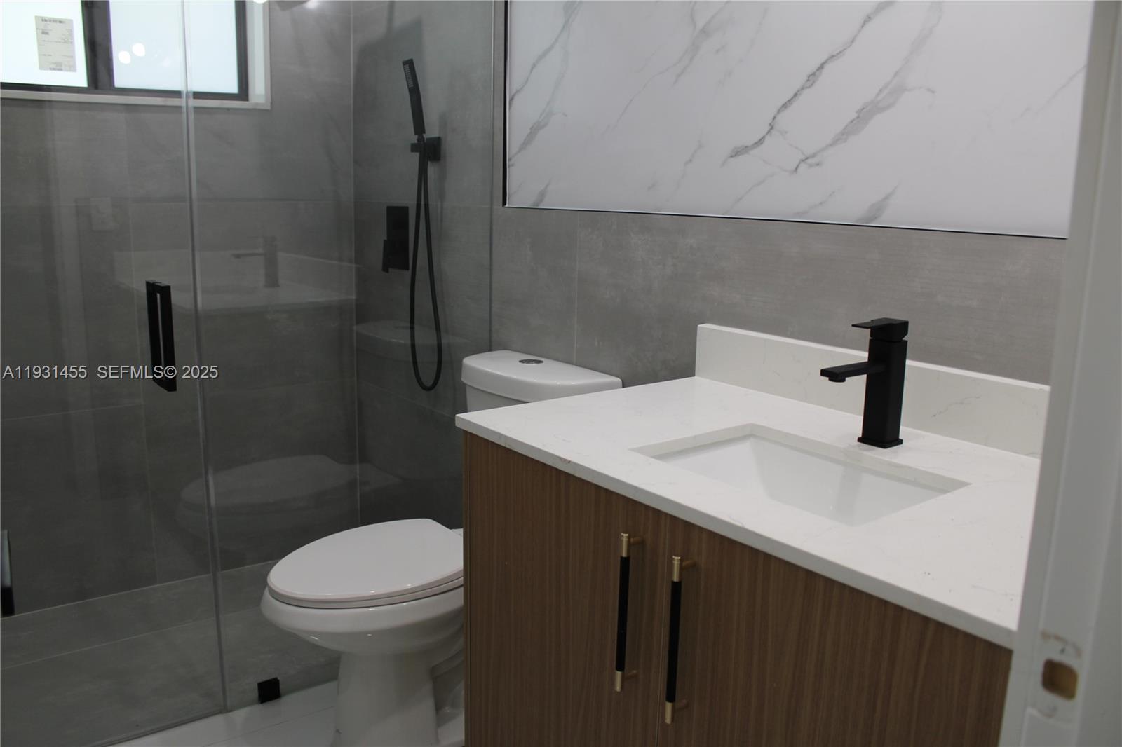 KENDALL SUNSET HOMES - Residential