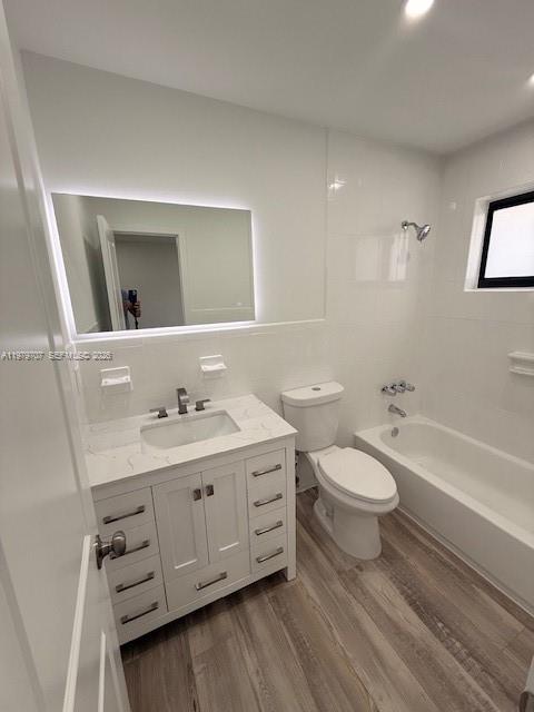 W D SANDFORDS - Residential Lease