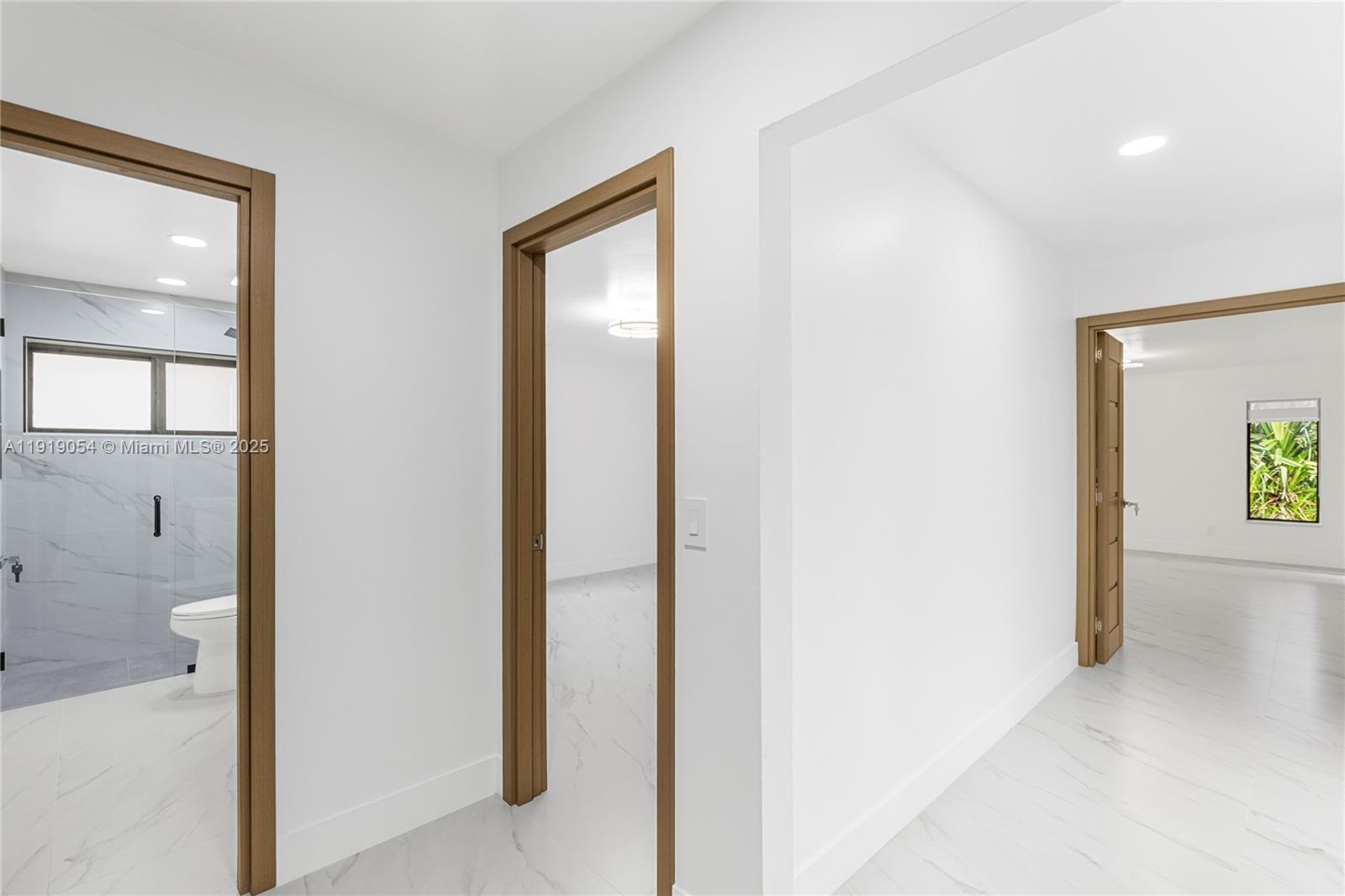 ALTA VISTA - Residential Lease