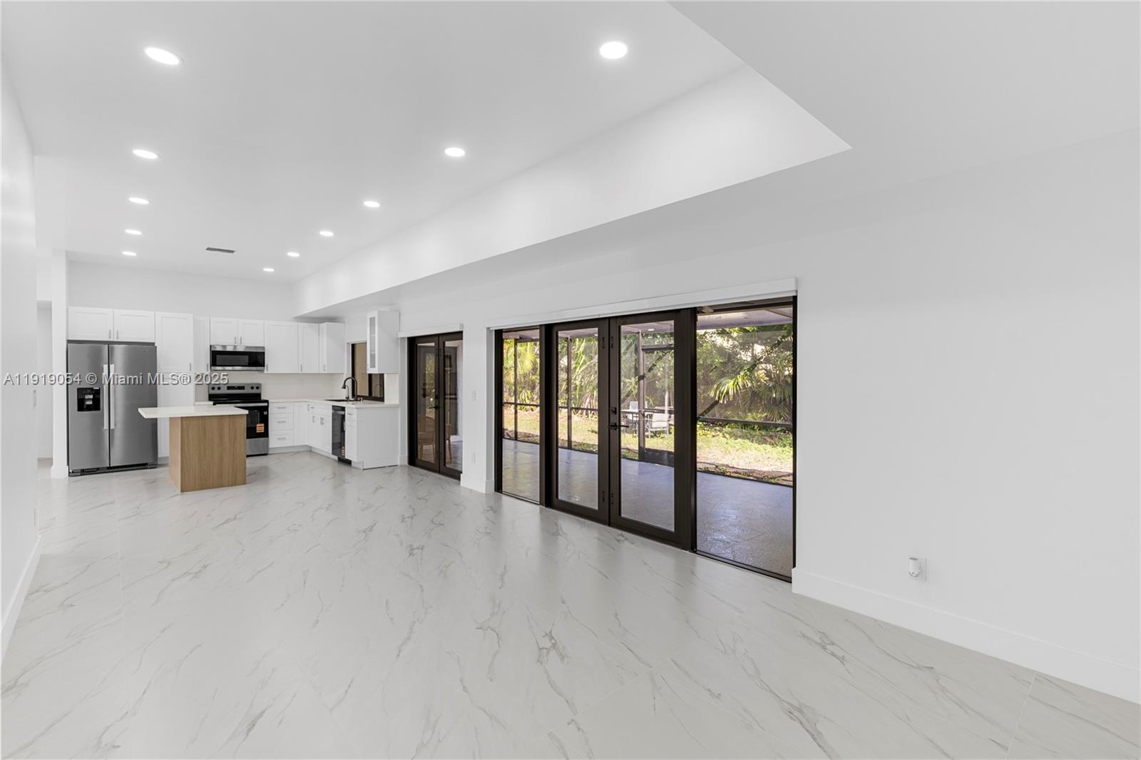 ALTA VISTA - Residential Lease