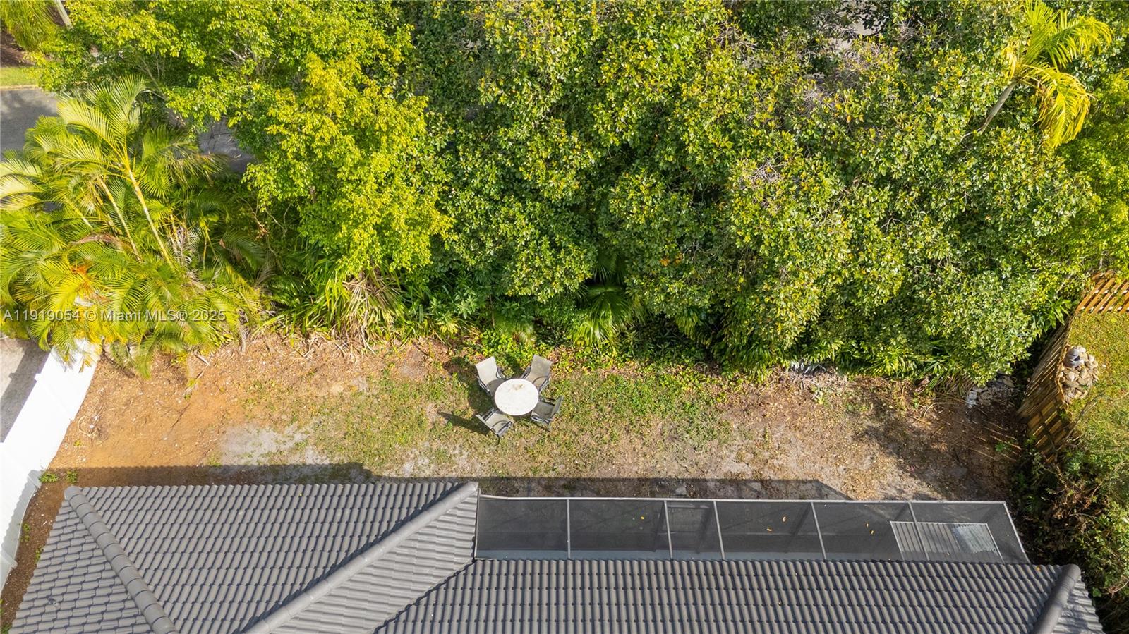 ALTA VISTA - Residential Lease