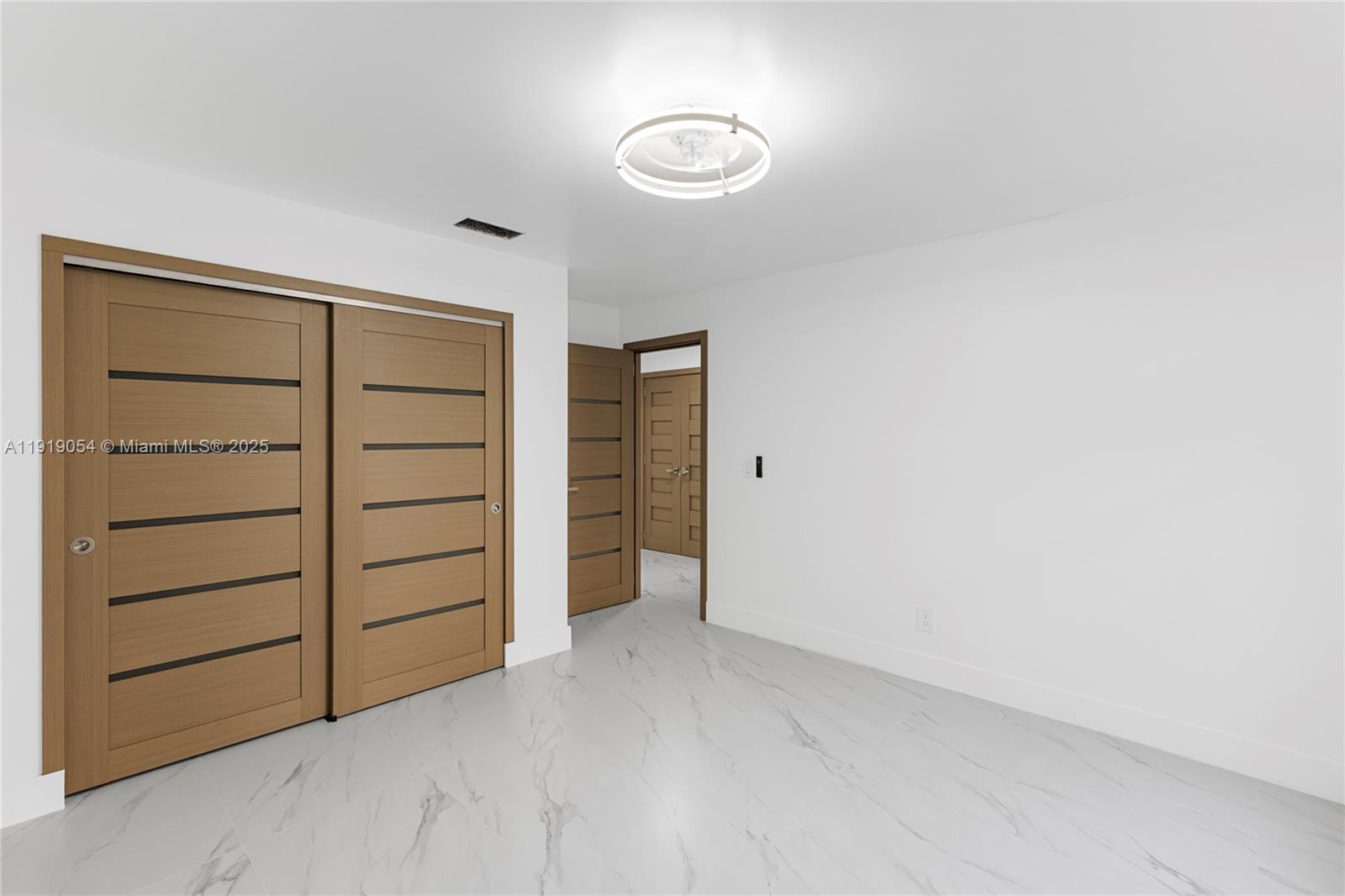 ALTA VISTA - Residential Lease