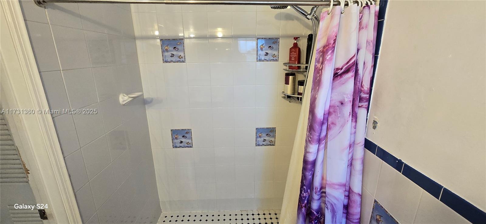 PINEBARK CONDO NO 1 - Residential