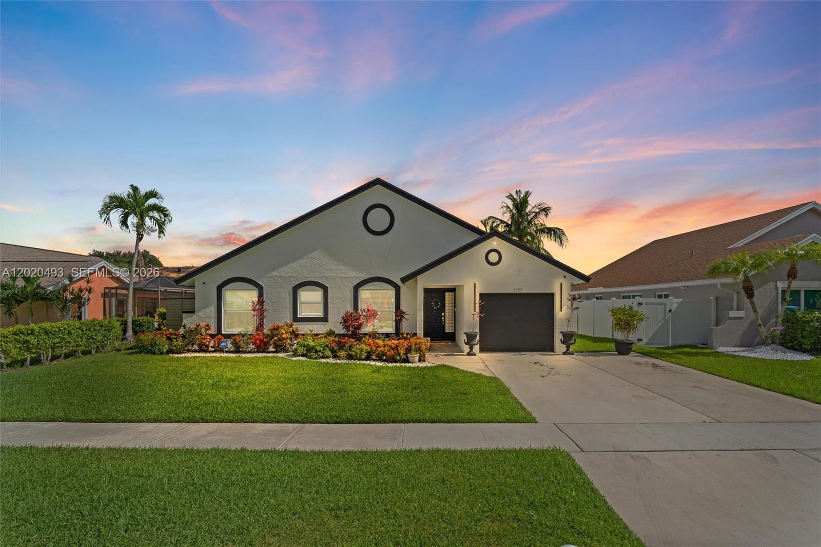 BAY WINDS 3 - Residential