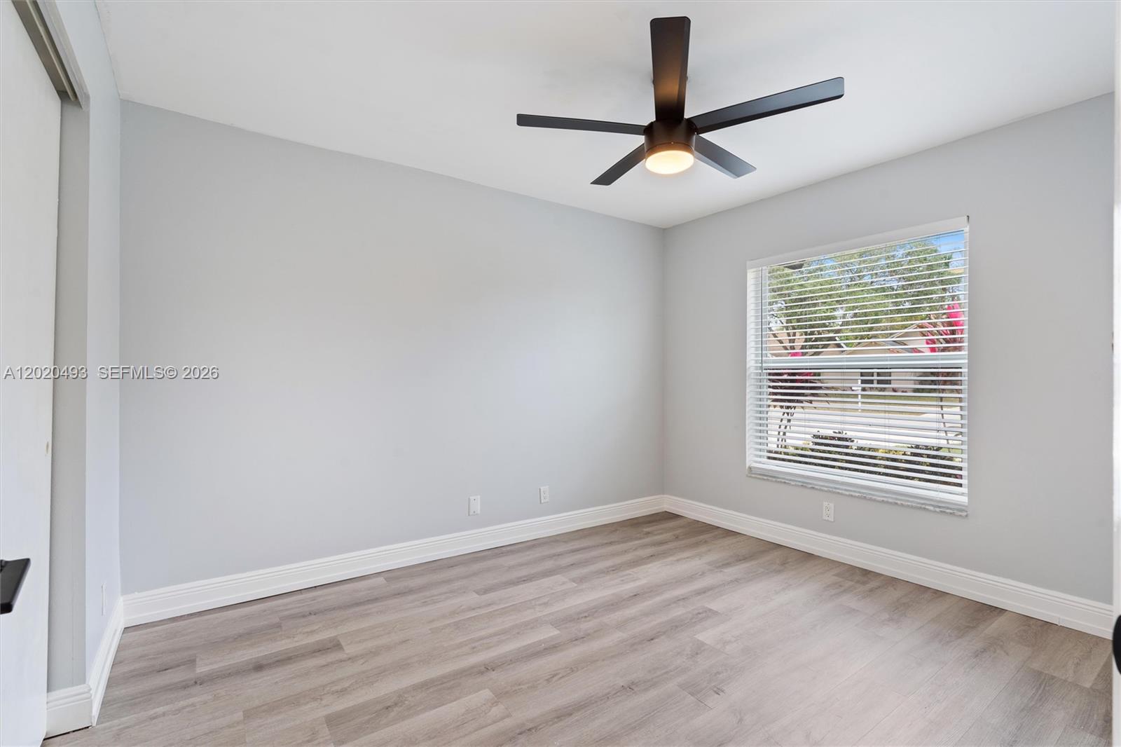 BAY WINDS 3 - Residential