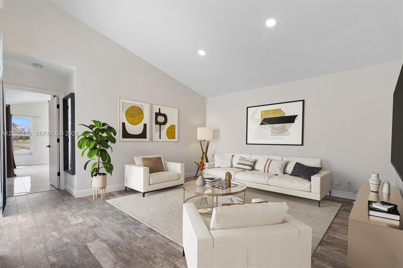 BAY WINDS 3 - Residential