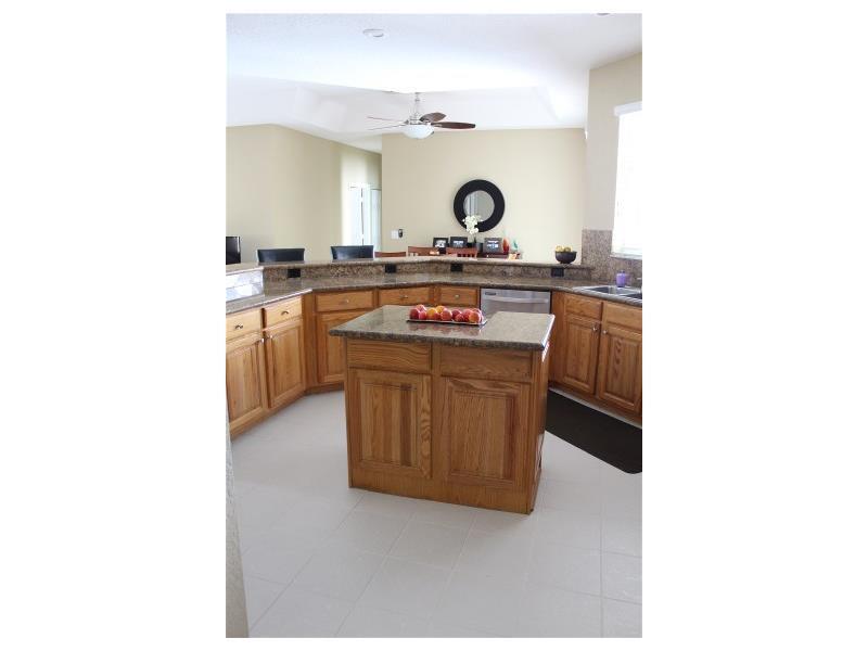 COUNTRY GLEN 154-49 B - Residential