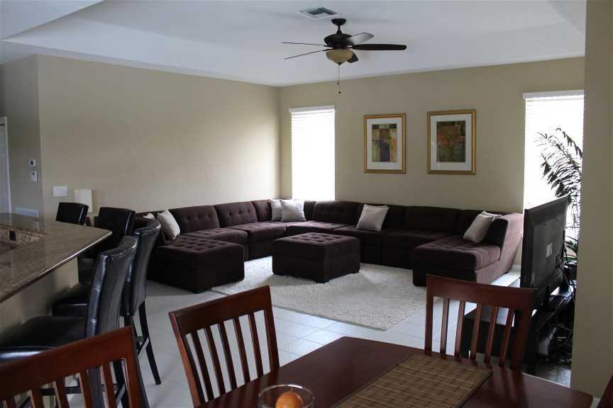 COUNTRY GLEN 154-49 B - Residential