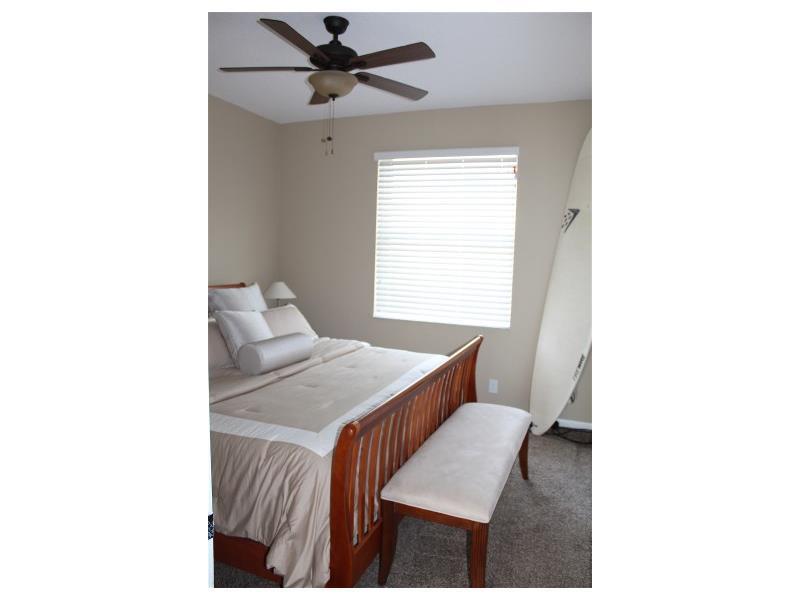 COUNTRY GLEN 154-49 B - Residential