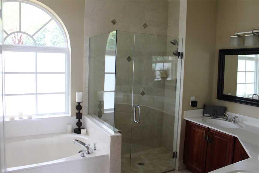 COUNTRY GLEN 154-49 B - Residential